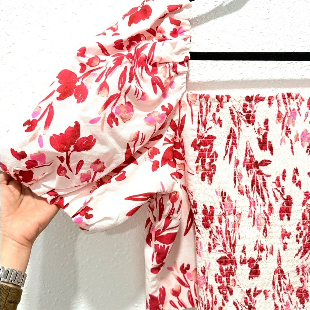Banana Republic Red‎ and White Floral Blouse XL